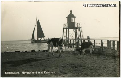 ansichtkaart: Stellendam, Havenhoofd met Kustlicht