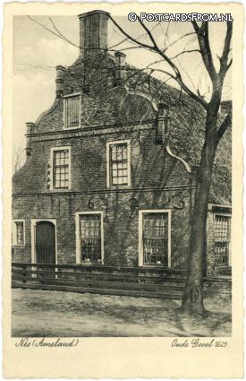 ansichtkaart: Nes Ameland, Oude Gevel 1625