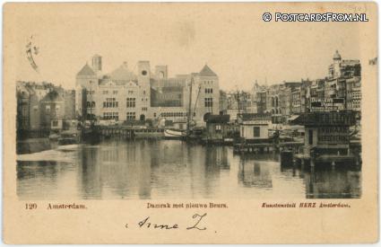 ansichtkaart: Amsterdam, Damrak met nieuwe Beurs