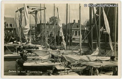 ansichtkaart: Rijpwetering, Zeilers in rust