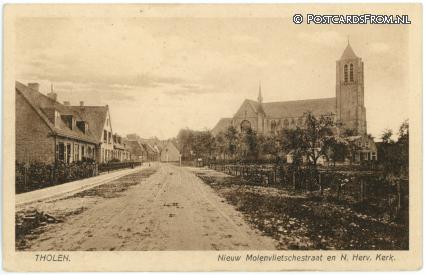 Tholen, Nieuw Molenvlietschesstraat en N. Herv. Kerk ansichtkaart: Tholen, Nieuw Molenvlietschesstraat en N. Herv. Kerk