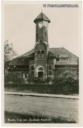 ansichtkaart: Breda, Trip van Zoutlaan. Kazerne