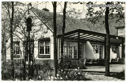 ansichtkaart: Burgh-Haamstede, Haamstede. Hotel 'De Schouwsche Boer'