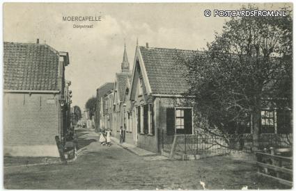 ansichtkaart: Moerkapelle, Dorpstraat