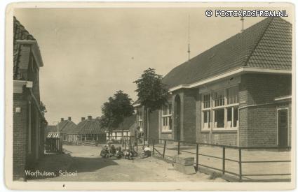 ansichtkaart: Warfhuizen, School