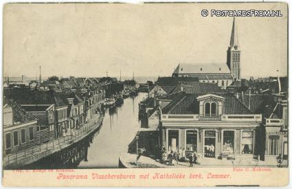 Lemmer, Panorama Visschersburen met Katholieke kerk ansichtkaart: Lemmer, Panorama Visschersburen met Katholieke kerk